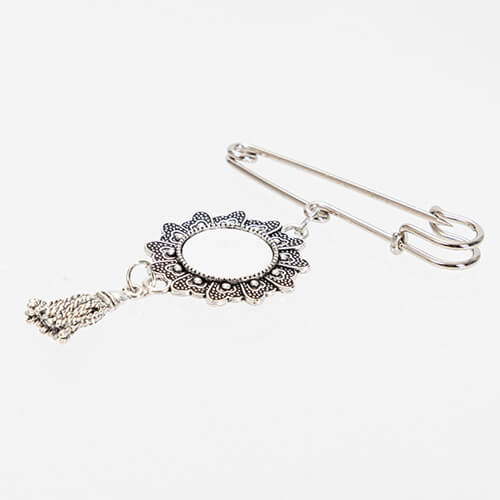 Spilla rotonda - spilla da balia con ciondolo a nappina per sublimazione