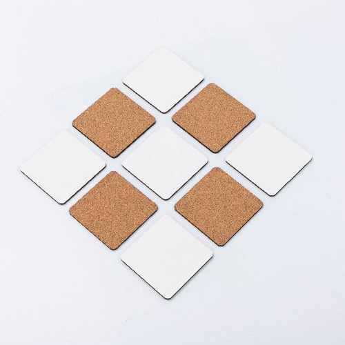 Sottobicchiere quadrato in MDF da 9 x 9 cm per sublimazione