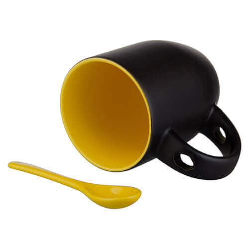 Tazza magico con cucchiaino Sublimazione Termostampa nero opaco con l’interno giallo