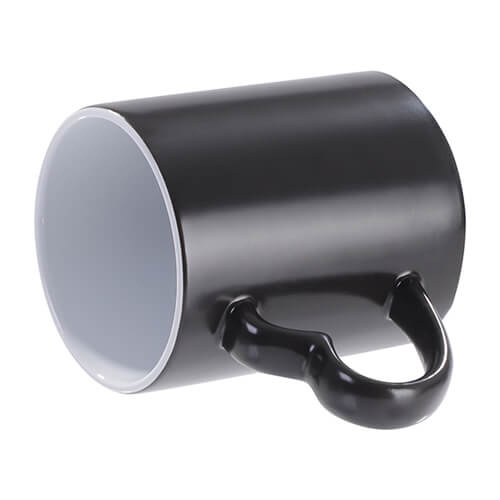 Tazza magica nera semi-opaca con manico a forma di cuore per la sublimazione con una scatola di cartone