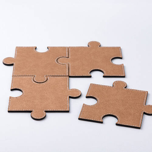 Sottobicchiere in pelle a forma di puzzle per sublimazione - marrone