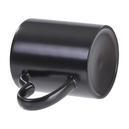 Tazza magica nera semi-opaca con manico a forma di cuore per la sublimazione con una scatola di cartone
