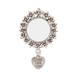 Spilla rotonda con ciondolo a forma di cuore per sublimazione