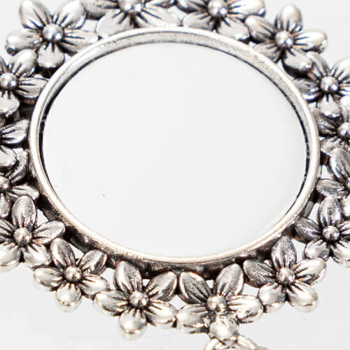 Spilla rotonda con ciondolo a forma di cuore per sublimazione