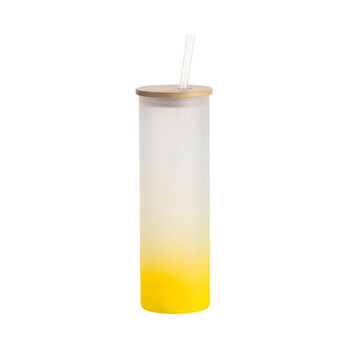 Una tazza glassata da 600 ml con un coperchio in bambù e una cannuccia per la sublimazione - sfumatura gialla