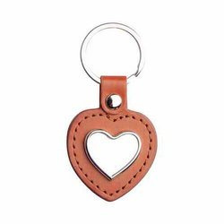 Portachiavi in pelle e metallo per la sublimazione – cuore - marrone