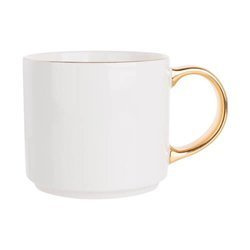 Una tazza da 480 ml con bordo dorato e manico per sublimazione