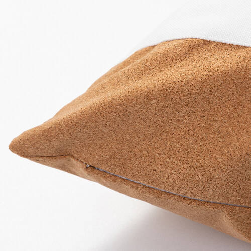 Una federa di lino con due strisce di sughero per la sublimazione