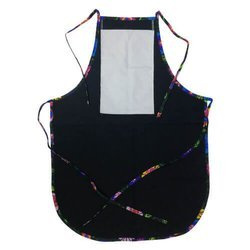 Grembiule arrotondato con tasca per stampa – di colore nero con bordo colorato - fiori slavi neri