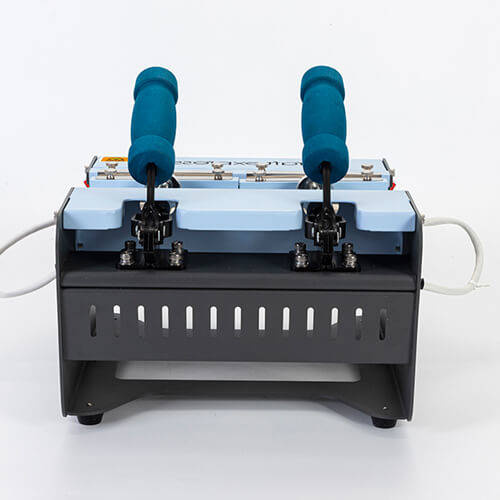 Pressa a due stazioni per tazze e bicchieri - modello 3 in 1