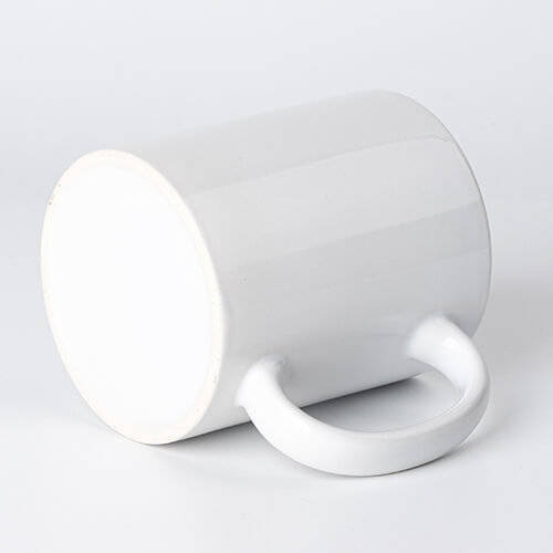 Tazza da 330 ml con interno HAPPY HOLIDAYS per sublimazione con una scatola di cartone