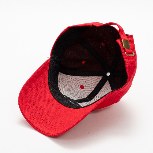 Cappello da baseball in cotone con patch rotonda in velcro per la sublimazione - rosso