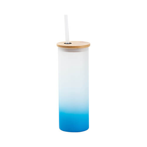 Una tazza glassata da 500 ml con un coperchio in bambù e una cannuccia per la sublimazione - sfumatura blu